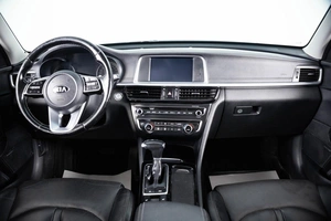 Седан Kia Optima 2018 года, 2099000 рублей, Пермь