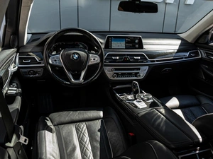 Седан BMW 7 серия 2019 года, 5990000 рублей, Краснодар