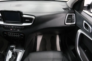 Хетчбэк Kia Ceed 2018 года, 1699000 рублей, Омск