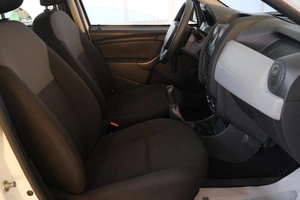 Внедорожник Renault Duster 2018 года, 989000 рублей, Омск