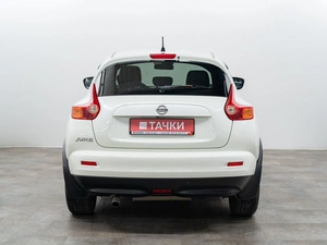 Внедорожник Nissan Juke 2011 года, 1075000 рублей, Красноярск