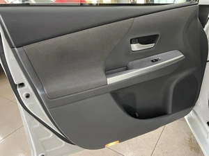 Универсал Toyota Prius Alpha 2013 года, 1247000 рублей, Солонцы