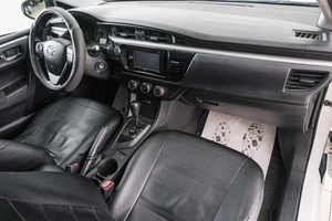 Седан Toyota Corolla 2013 года, 1199000 рублей, Красноярск