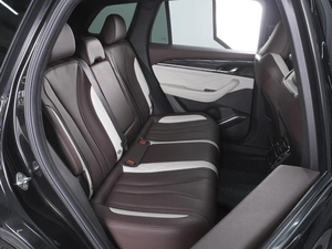 Внедорожник Geely Monjaro 2023 года, 3240000 рублей, Ростов-на-Дону
