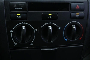 Хетчбэк Toyota Corolla 2005 года, 783000 рублей, Солонцы