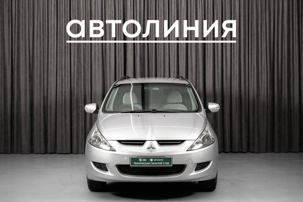 Минивэн Mitsubishi Grandis 2003 года, 820000 рублей, Красноярск