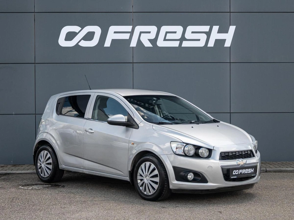 Хетчбэк Chevrolet Aveo 2013 года, 800000 рублей, Краснодар
