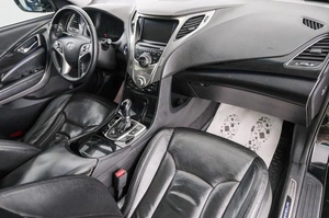 Седан Hyundai Grandeur 2012 года, 1349000 рублей, Красноярск