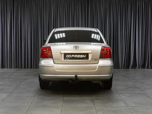 Седан Toyota Avensis 2004 года, 699000 рублей, Тюмень