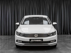 Седан Volkswagen Passat 2016 года, 1589000 рублей, Тюмень