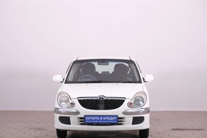 Хетчбэк Toyota Duet 2002 года, 359000 рублей, Омск