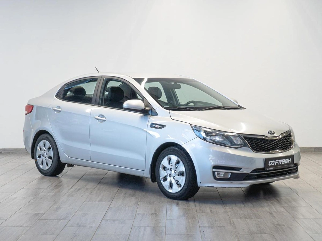 Седан Kia Rio 2016 года, 1199000 рублей, Саратов