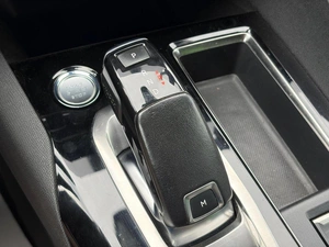 Внедорожник Peugeot 3008 2020 года, 1760000 рублей, Ижевск