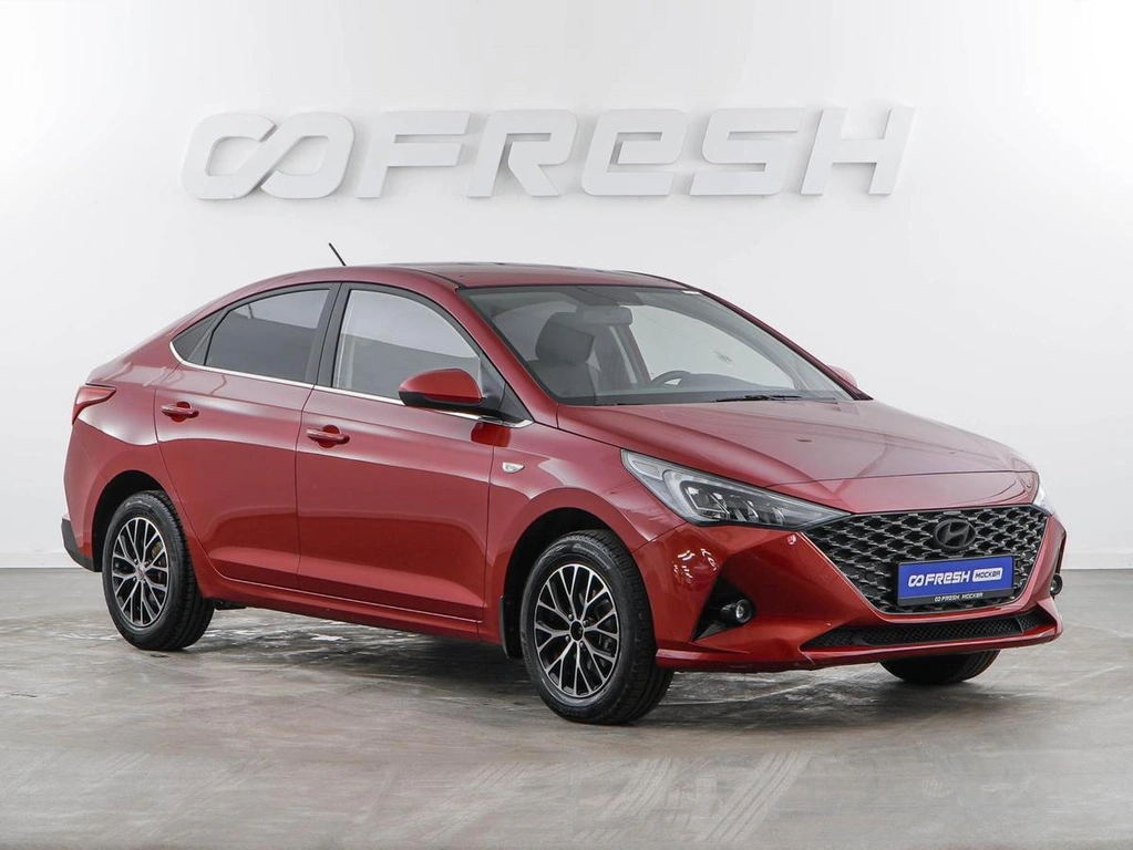 Седан Hyundai Solaris 2021 года, 1694444 рублей, Москва