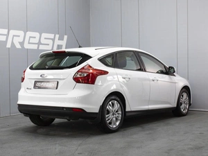 Хетчбэк Ford Focus 2012 года, 830000 рублей, Омск