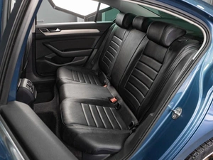 Седан Volkswagen Passat 2017 года, 1899000 рублей, Тюмень