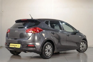 Хетчбэк Kia Ceed 2013 года, 799000 рублей, Челябинск