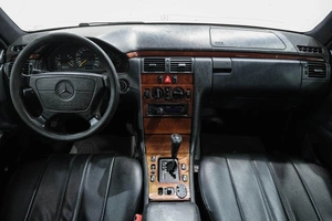Седан Mercedes-benz E-класс 1998 года, 499000 рублей, Новокузнецк