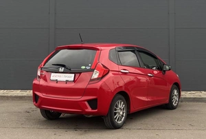 Хетчбэк Honda Fit 2013 года, 975000 рублей, Солонцы