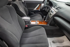 Седан Toyota Camry 2009 года, 1049000 рублей, Барнаул