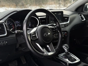 Универсал Kia Ceed 2019 года, 1580000 рублей, Красноярск