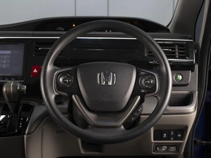 Минивэн Honda Stepwgn 2016 года, 1980000 рублей, Омск