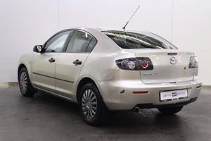 Седан Mazda 3 2007 года, 510000 рублей, Брянск