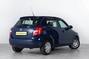Хетчбэк Skoda Fabia 2011 года, 439000 рублей, Новосибирск