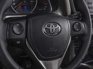 Внедорожник Toyota RAV4 2013 года, 1950000 рублей, Ростов-на-Дону