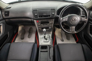 Универсал Subaru Legacy 2004 года, 989000 рублей, Барнаул