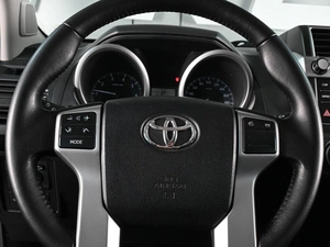 Внедорожник Toyota Land Cruiser Prado 2014 года, 3870000 рублей, Аксай