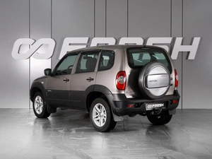 Внедорожник Chevrolet Niva 2018 года, 899000 рублей, Минеральные Воды