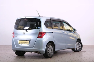 Минивэн Honda Freed 2010 года, 1199000 рублей, Омск