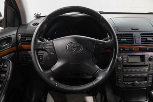 Седан Toyota Avensis 2007 года, 849000 рублей, Новокузнецк
