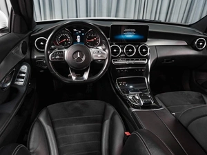 Седан Mercedes-benz C-класс 2018 года, 2689000 рублей, Тюмень