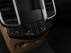 Внедорожник Porsche Cayenne 2014 года, 3657777 рублей, Москва