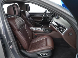 Седан BMW 7 серия 2019 года, 5888077 рублей, Москва