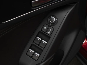 Внедорожник Mazda CX-4 2023 года, 2820000 рублей, Омск