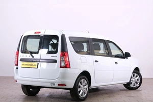 Универсал ВАЗ (LADA) Largus 2024 года, 1549000 рублей, Омск