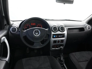 Седан Renault Logan 2013 года, 445099 рублей, Москва