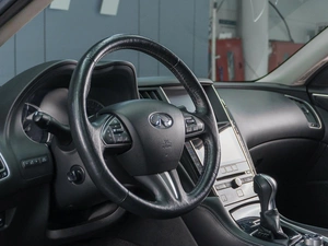 Седан Infiniti Q50 2016 года, 2149000 рублей, Сургут