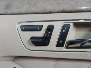 Седан Mercedes-benz E-класс 2010 года, 1289000 рублей, Воронеж