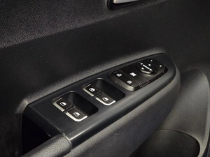 Хетчбэк Kia Rio X-Line 2019 года, 1440000 рублей, Красноярск