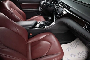 Седан Toyota Camry 2018 года, 2009000 рублей, Оренбург