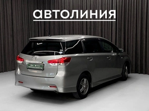 Минивэн Toyota Wish 2011 года, 1190000 рублей, Красноярск