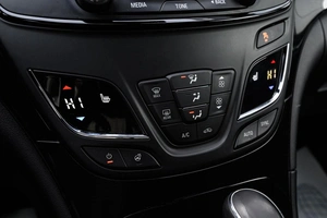 Седан Opel Insignia 2014 года, 1250000 рублей, Ульяновск