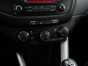 Хетчбэк Kia Ceed 2013 года, 1150050 рублей, Москва