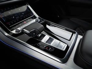 Внедорожник Audi Q8 2020 года, 7898999 рублей, Москва