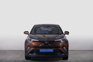 Внедорожник Toyota C-HR 2019 года, 2049000 рублей, Томск