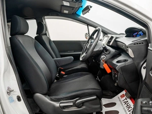 Минивэн Honda Freed 2014 года, 1100000 рублей, Красноярск